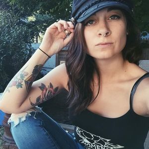 Meet your Posher, Jena